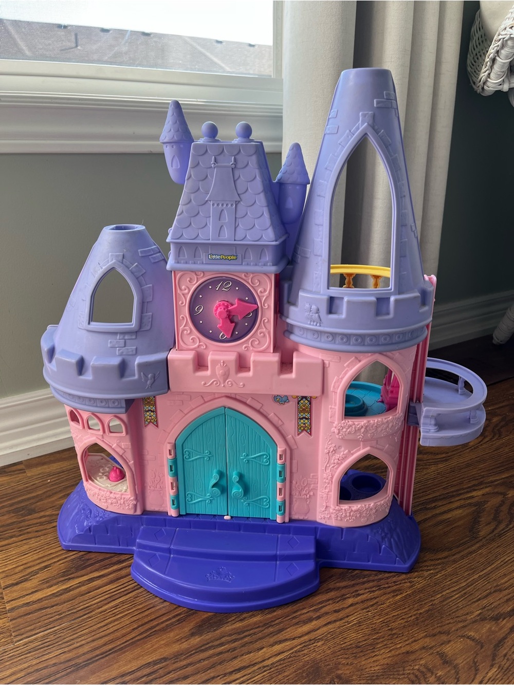 Fisher-Price Disney princess songs palace talkers Castle Playset little people